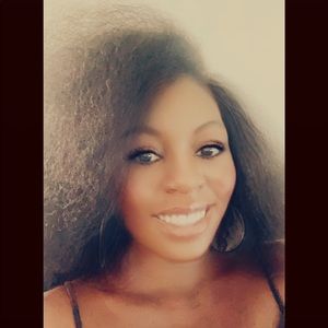 Meet your Posher, Stacia